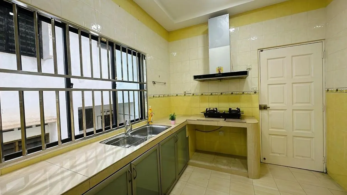 Villa Johor Jaya Dedap A09 Johor Bahru Casa vacanze