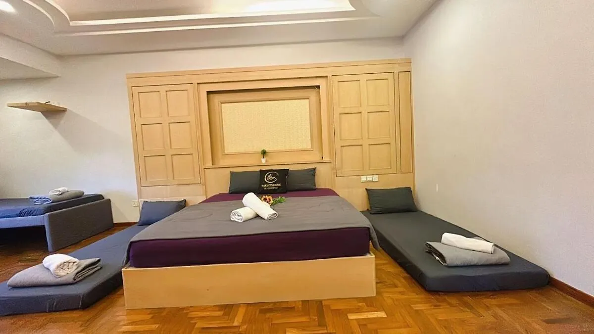 Villa Johor Jaya Dedap A09 Johor Bahru Malesia
